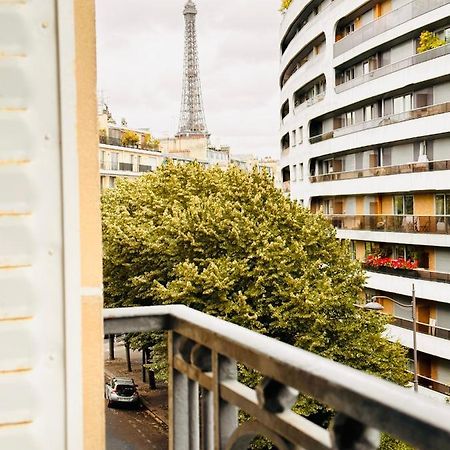 Cosy Appartement Avec Vue Tour Eiffel Paris Exterior foto