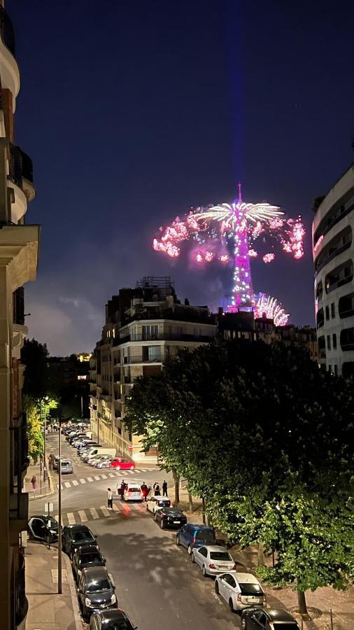Cosy Appartement Avec Vue Tour Eiffel Paris Exterior foto